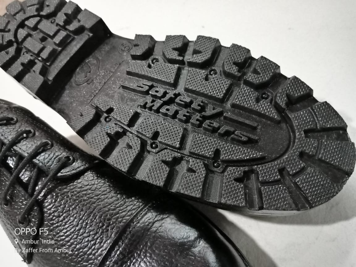 Ambur-Online-My-Town-8072660090- safety shoes www.mytownonline.in - (4)