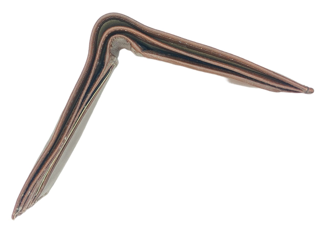 Ambur-Online-My-Town-8072660090-www.mytownonline.in - Leather Wallet (24)