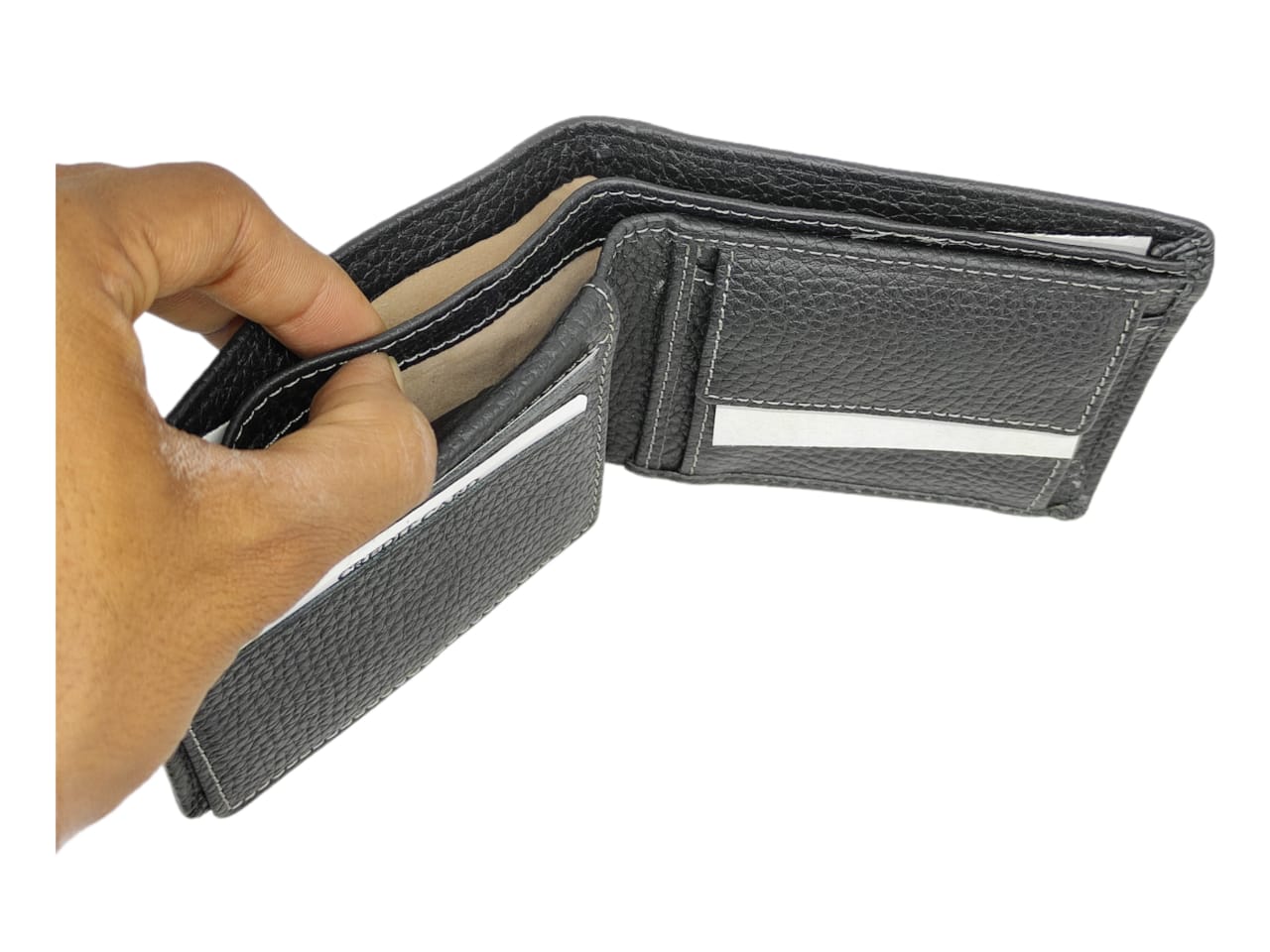 Ambur-Online-My-Town-8072660090-www.mytownonline.in - Leather Wallet (59)